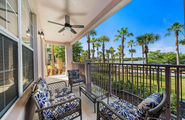 Lakefront Luxury - Photo 1