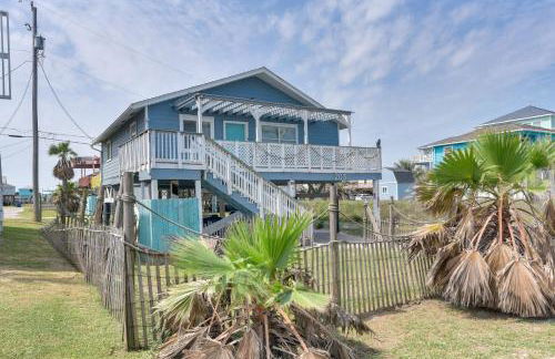 Walk to Gulf Surfside Beach Home with Deck - Photo 28