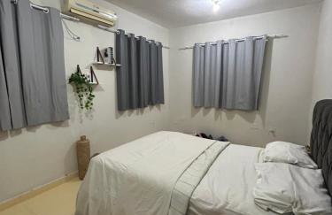 Casa com ar condicionado e churrasqueira próx Praia - Foto 7
