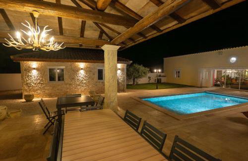 Loft d'exception 350m2 spacieux et lumineux avec piscine à 15 min de la mer - Foto 6