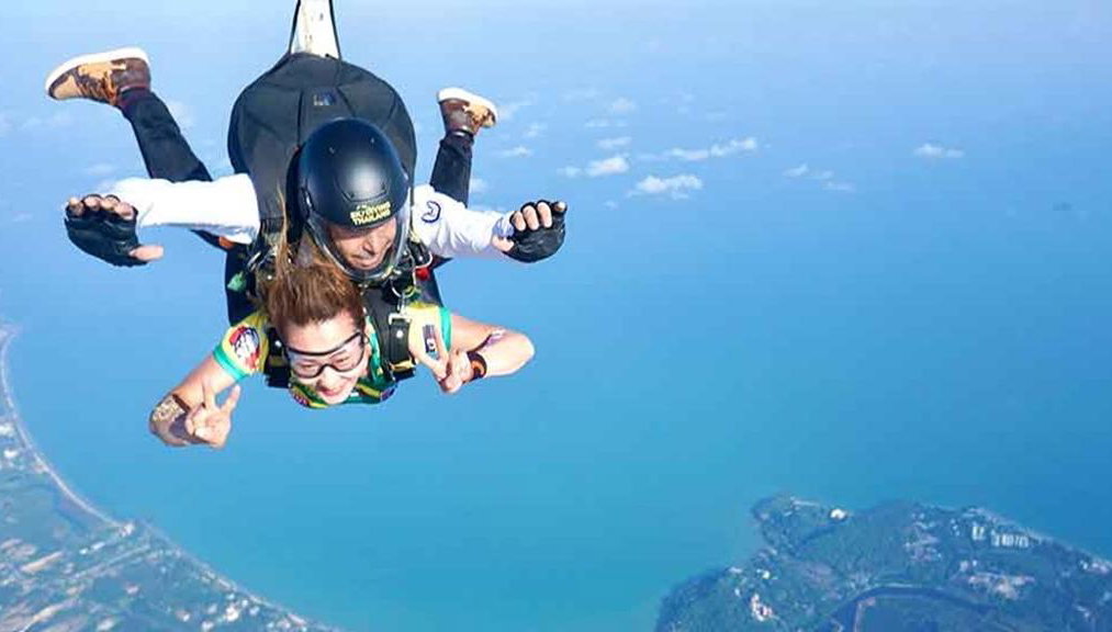 Tandem SkyDive Adventure - Half-Day Tour with Transfers - Foto 1