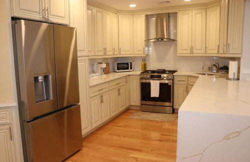 Spacious & Elegant 2 bedroom apartment in the heart of Uniondale - Foto 10