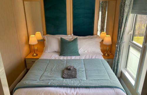 Hot Tub Lodge with Panoramic Views & Free Golf - Foto 26