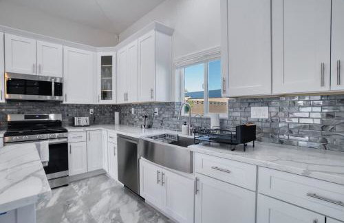 VEGAS OASIS CLOSE 2 STRIP! Private Hot tub & Heated Pool - Foto 53