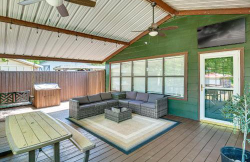Spacious Deck Waterfront Home in Gun Barrel City! - Foto 24