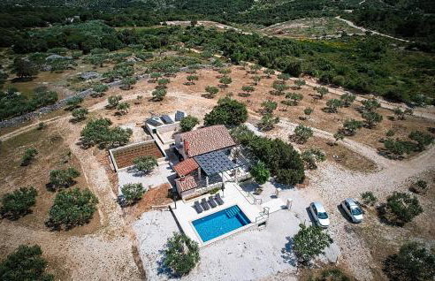 Lovely Home In Pucisca - Praznica - Foto 1