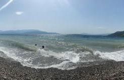 Steinturm mit Dach-Terrasse zwischen Fluß, Meer und Gebirge- Spiti Pirgos - Foto 50