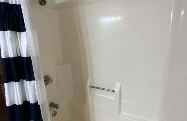 201 E Veterans St Apt G by Patriot Properties - Photo 8