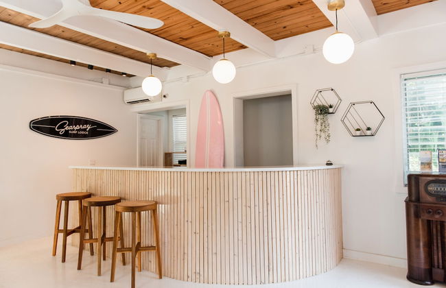 Seaspray Surf Lodge - Photo 4