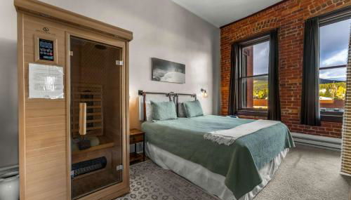 Beautiful Mountain Views in Iconic Building - Foto 2