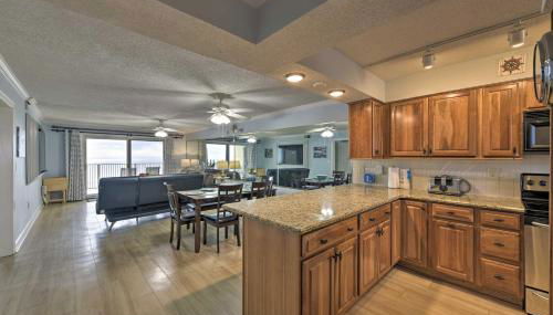 PCB Condo with Community Perks and Beach Access - Foto 5