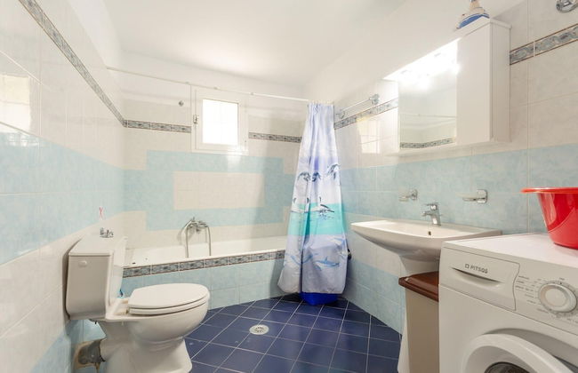 Villa Thalassa Large Private Pool Walk to Beach Sea Views A C Wifi Car Not Required - 920 - Photo 42