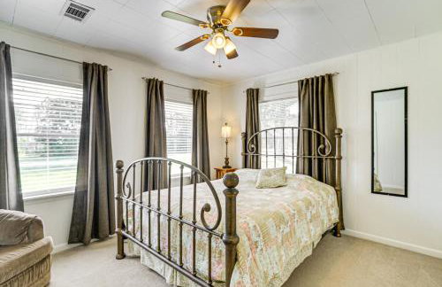 Boat and Swim Lakefront Toledo Bend Retreat! - Foto 12