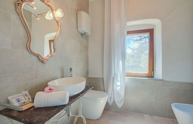 Relaxing Margherita Home Private Garden - Photo 26