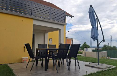 Familyway Croatia Kids Friendly Family villa with privat Pool 50 m2 Slavonski Brod - Foto 27