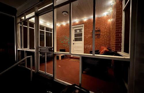 Charming 3BR Apartment in the Heart of Richmond - Foto 32