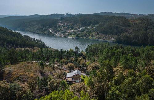 Casa de Medas - Private country house with outdoor spa and river view only 25 minutes away from Oporto - Foto 1