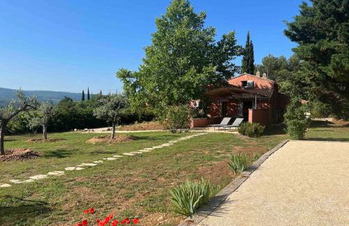 Proche Roussillon, La villa rouge Luberon, piscine chauffée, climatisation et vue Luberon - Foto 34