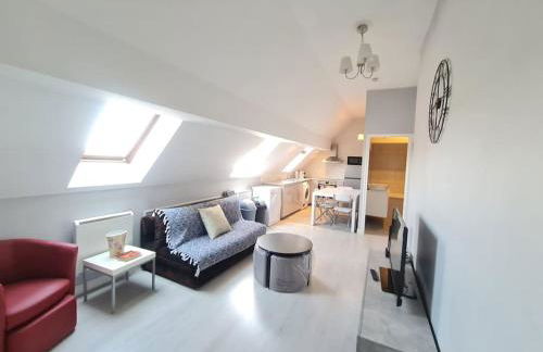 Modern Family House near Astérix Airport Chantilly - Foto 11