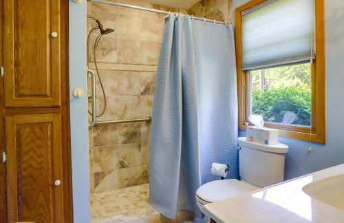 Lakefront Vandalia Home with Boat Dock and Gas Grill! - Foto 15