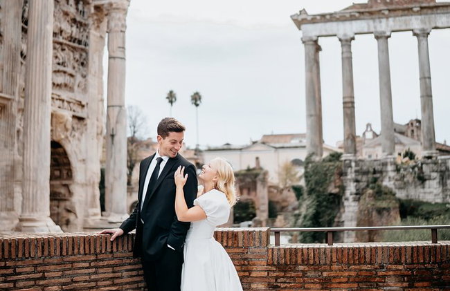 Wedding Honeymoon Photoshoot in Rome - Photo 25