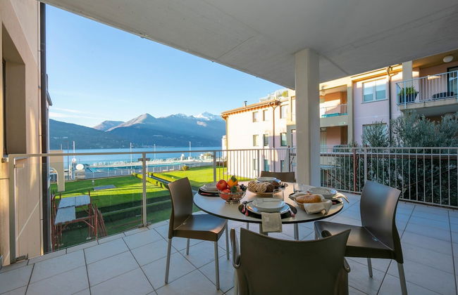 Vista di Maccagno Fantastico Pool - Foto 9