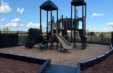 2BED 2BATH near Disney PiratePool Spa Balcony - Foto 35