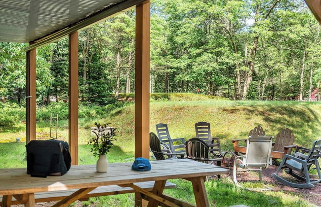 The Nest at Brier Crest by Avantstay Game Room, Expansive Deck & Fire Pit - Photo 35