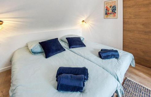 4 Bedroom Amazing Home In Plouézec - Foto 26