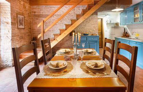 Traditionelle Steinfinca mit Spielbereich, Babybett, Waschmaschine, Liegen - Foto 5