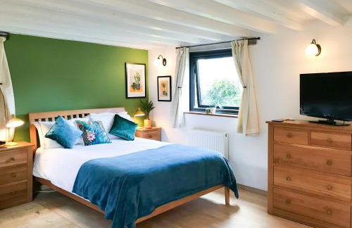 Little Fursdon Apartment - Photo 13