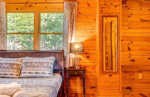 Secluded Luxury Cabin with Hot Tub on 40 Private Acres Near Moorefield, West Virginia - Foto 20