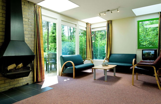 Bungalow With Fireplace, not far From Assen - Photo 1