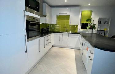 Glas Go Executive 2-Bedroom Apartment near OVO Hydro Free Parking - Foto 40