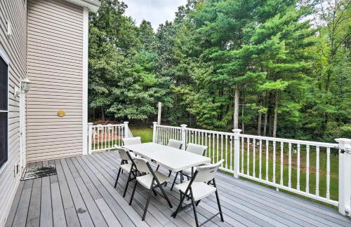Granby Home with Deck Less Than half Mi to Aldrich Lake! - Foto 35