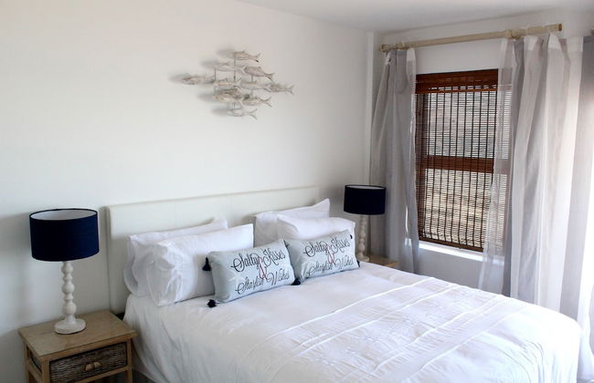 Stay Spectacular - Photo 9