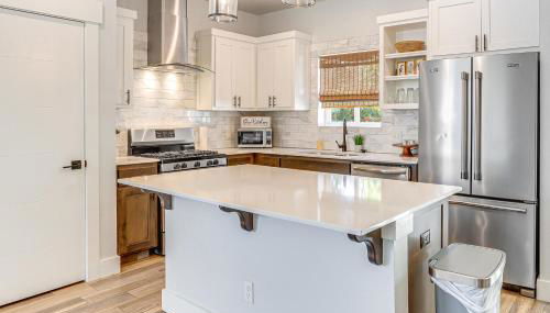 Stylish OKC Farmhouse with Garden - Close to OU - Foto 2