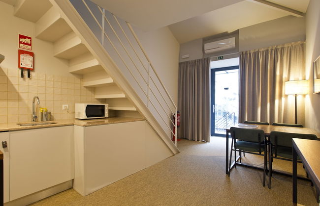 RVA Gustavo Eiffel Apartments - Photo 53