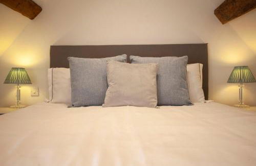 Charming Country House Nr Bath - Photo 19