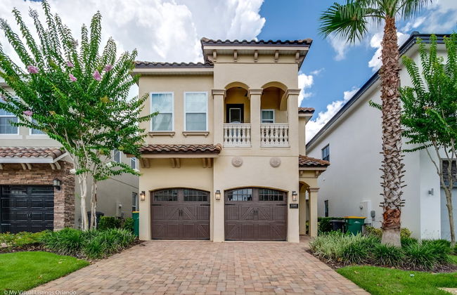 Elegant 5 BD, 5 BH Villa - Foto 1