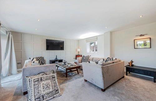 Fairvale House - Photo 58