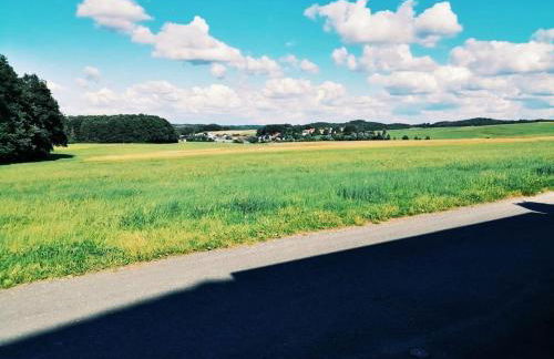 76 qm Whg im EG Haus-Wohlfühloase vor der Haustür - Foto 2