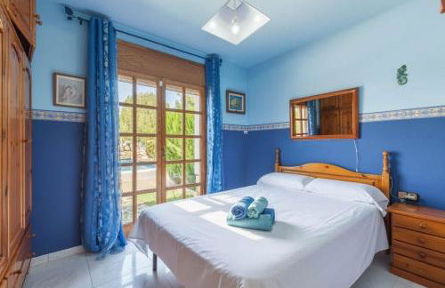 Escapada con Piscina Climatizada y Área Infantil - Foto 4