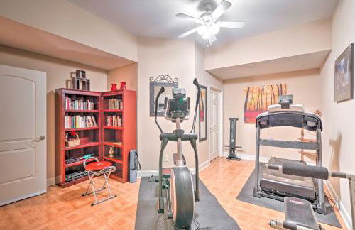 Luxury Estate Game Room and Pickleball Court - Foto 17