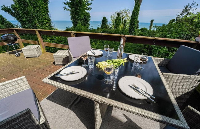 The Lookout, Sunny Beach Retreat, Sleeps 5 Guests - Photo 21