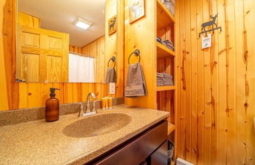 Cozy Suite w Stunning Lake Views at Fife Lake Lodge - Foto 18