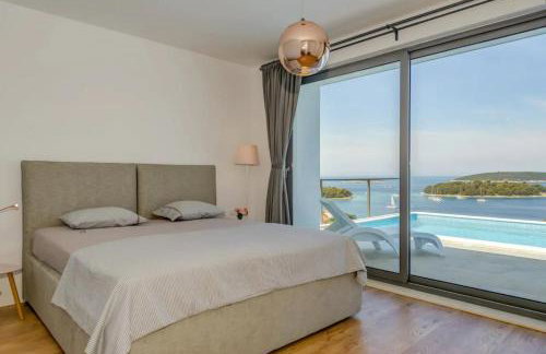 Villa Marvela - Family 4 Bedroom - Photo 12