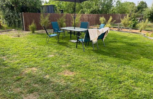 Gîte Ecrin de Verdure Jacuzzi et piscine - Photo 17