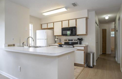 Family Apt very close to Disney Clean 3BR - Foto 4