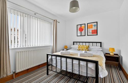 Hillsborough Home from Home, Garden and 2x Parking by StayByNumbers - Foto 25